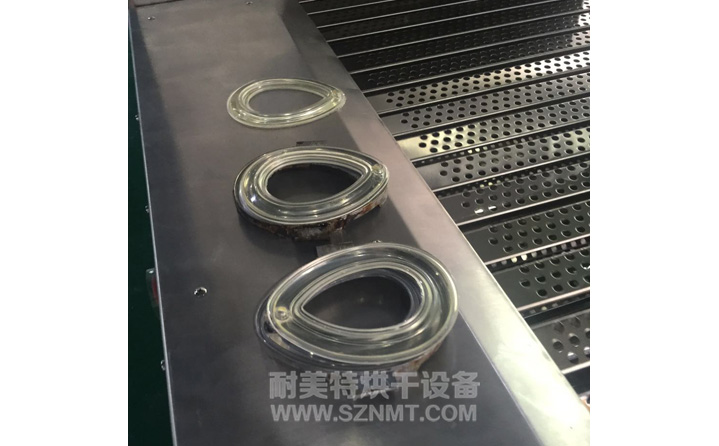 醫(yī)療行業(yè)呼吸面罩成型固化不銹鋼隧道爐 醫(yī)療行業(yè)呼吸面罩成型固化不銹鋼隧道爐