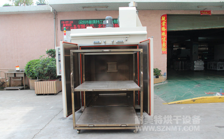 航空發(fā)動機(jī)除油烘干烘箱